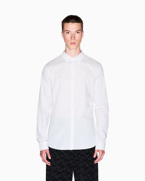 Camisa corte slim con micro estampado