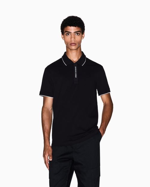 Polo corte regular con logo