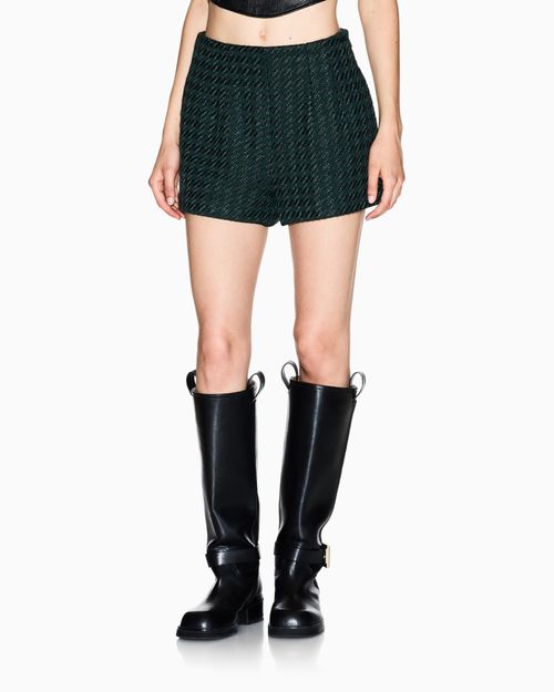 Shorts de tela texturizada