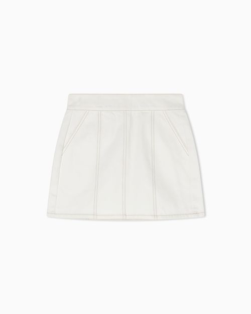 Falda corta de mezclilla