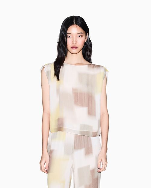 Top en tejido técnico