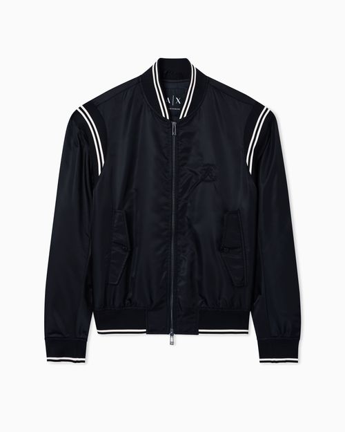 Blusa de nailon satinado