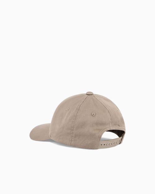 Gorra con visera y logo de Nueva York