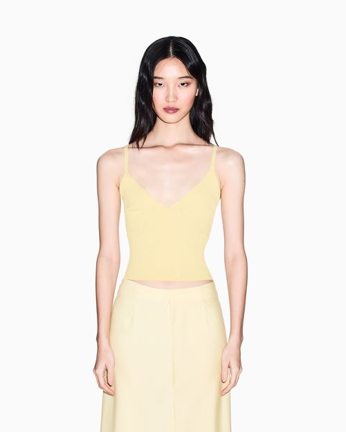 Top de punto en tejido técnico