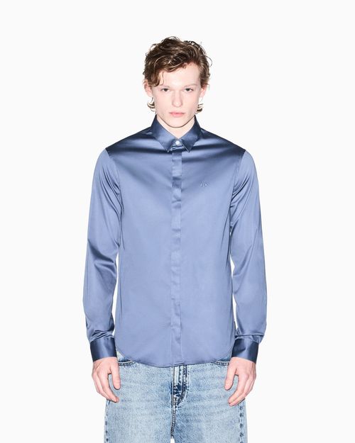 Camisa de algodón de corte ajustado