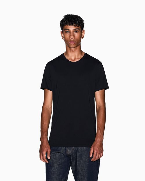 Playera slim fit