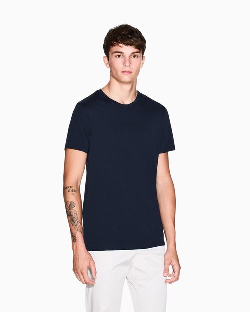 Playera slim fit