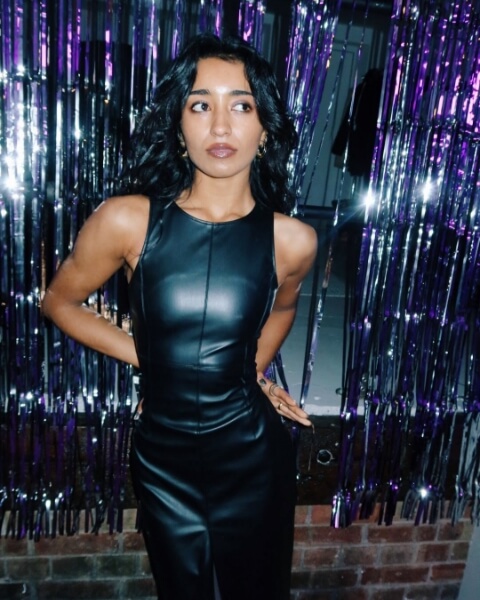 ISL_instagramSliderSection_1766697084046