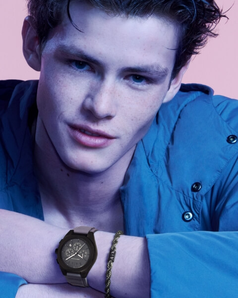 ISL_instagramSliderSection_1762138942239