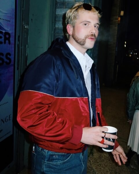 ISL_instagramSliderSection_1766697084046